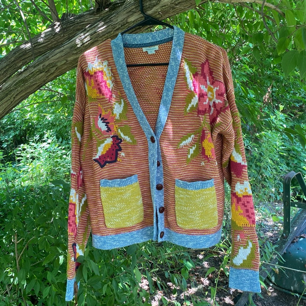 Sundance Chunky Cardigan Sweater embroidered Floral Size Medium